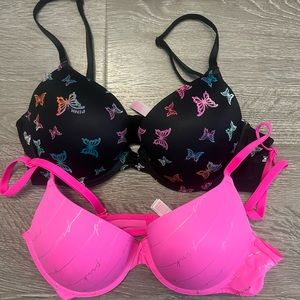 Lot of 2 Victoria Secret Wear Everywhere Push Up Bras 34C